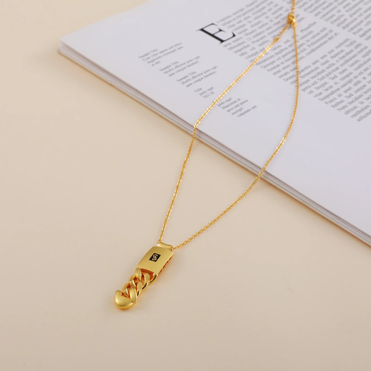 JRH Gold-Plated Droplet Set Of Jewelry With Necklace, Bracelet, Earrings, And Ring, A popular Jewelry Set For Gifts Or Parties.